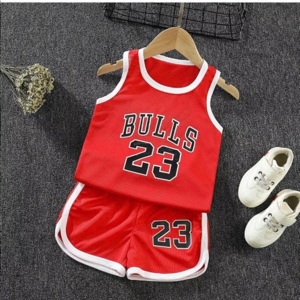 Chicago baby basketball set.